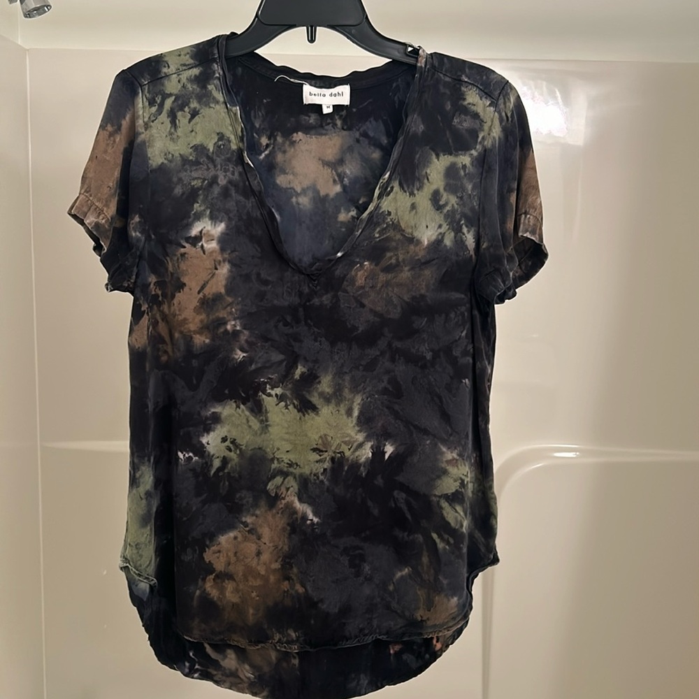 T-shirt Bella Dahl - silk feel but washable !! So comfy